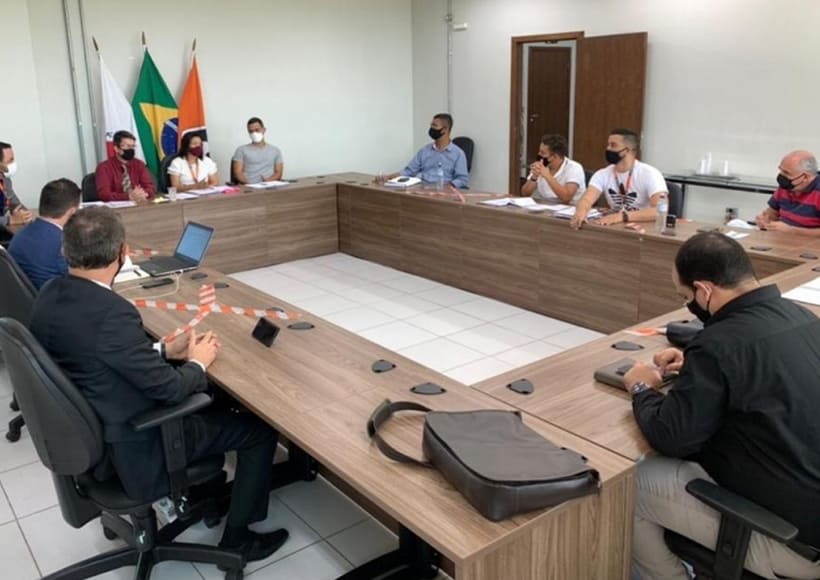 Cemitério-da-Paz- reunião-na-Prefeitura-de-Divinópolis-define-responsabilizações-sobre-obras-e-destino-de-restos-mortais