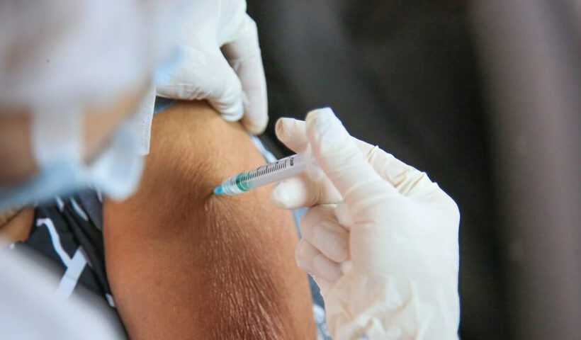 vacinação-contra-covid-19-é-paralisada-em-Divinópolis