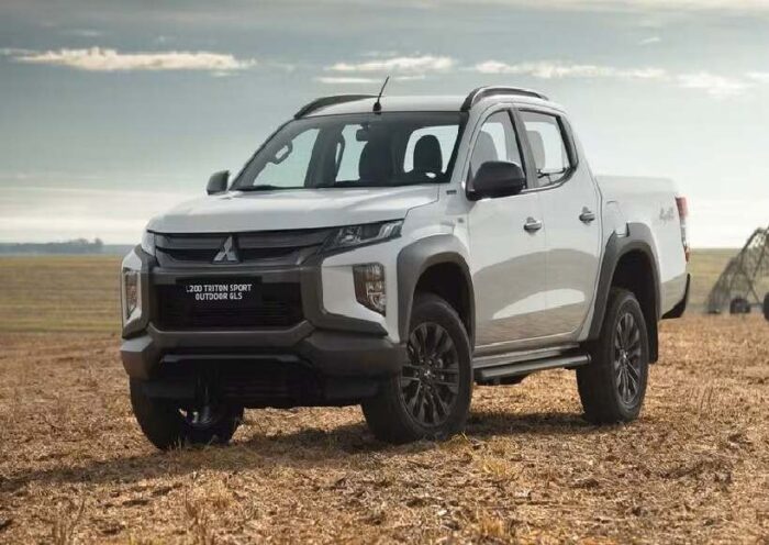 Mitsubishi Triton 2025