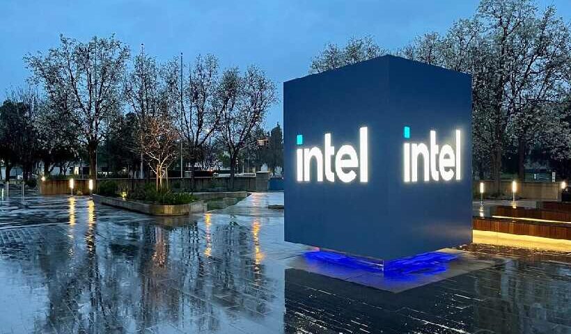 Intel Reverte Lucro